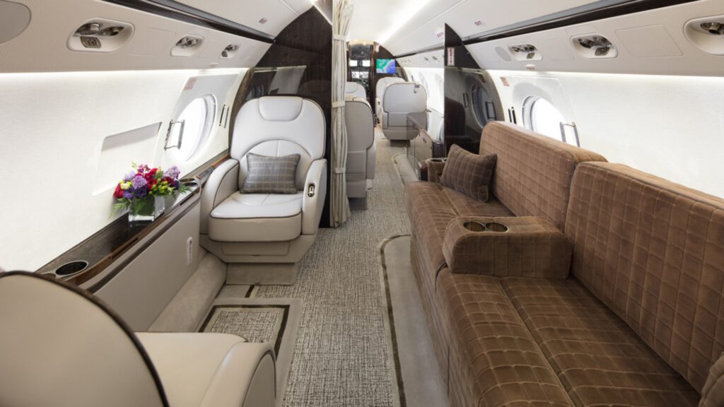 Gulfstream 450 interior
